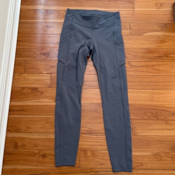 Women Lululemon Speed Up Tight Full-On Luxtreme 28" in Titanium Size 6 - Picture 2 of 9